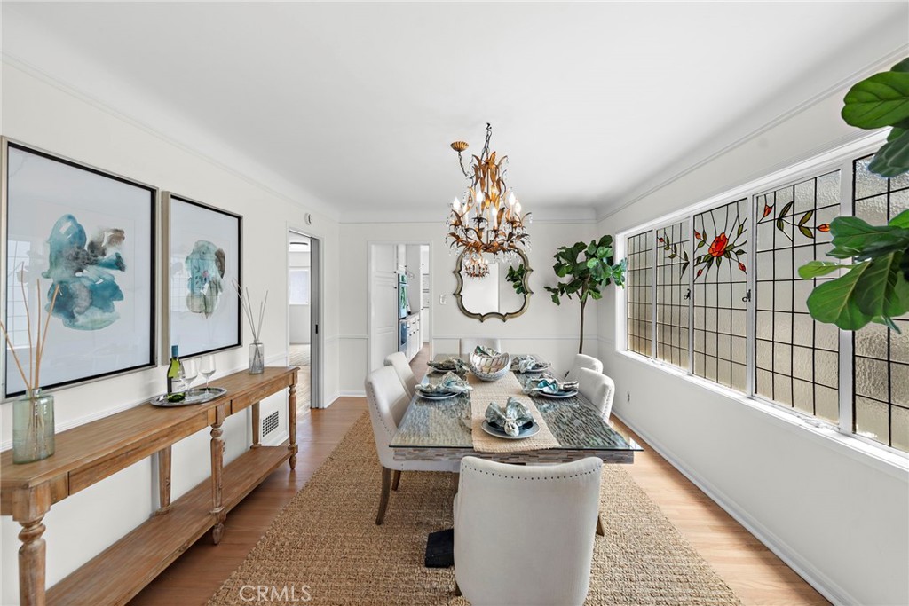 4022 Chestnut Avenue