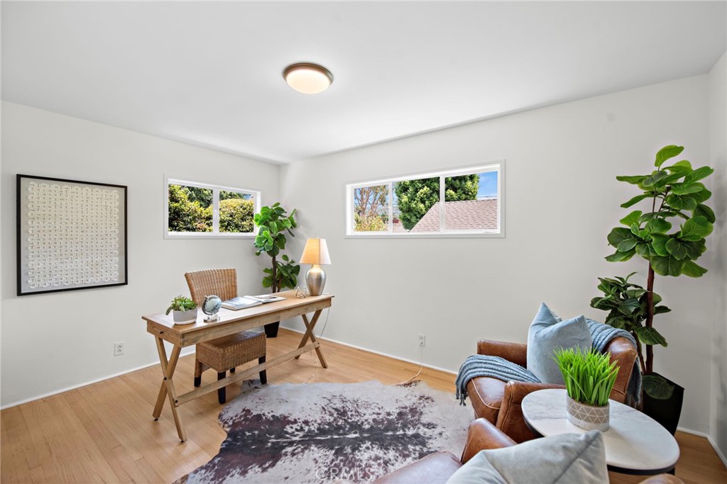 4022 Chestnut Avenue