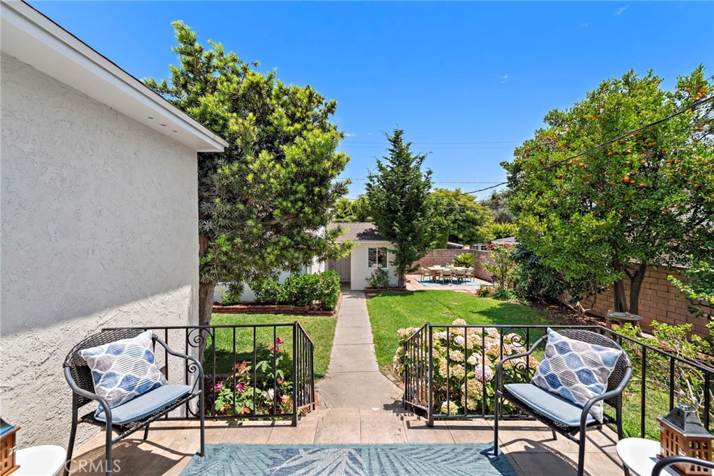 4022 Chestnut Avenue