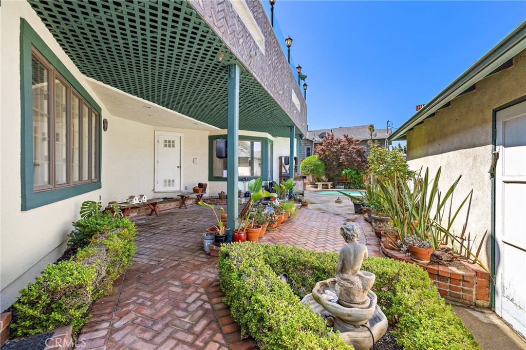 8001 Alverstone Avenue