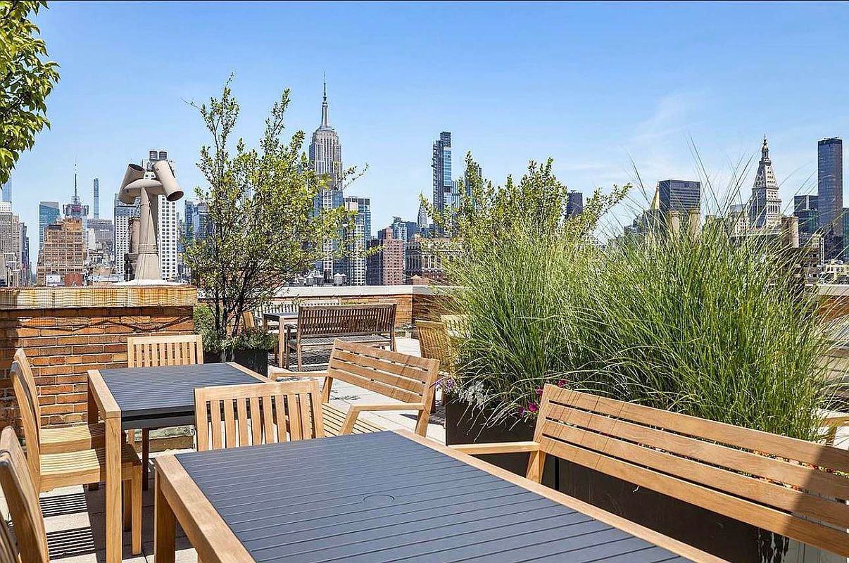 161 W 16th Street 8-K