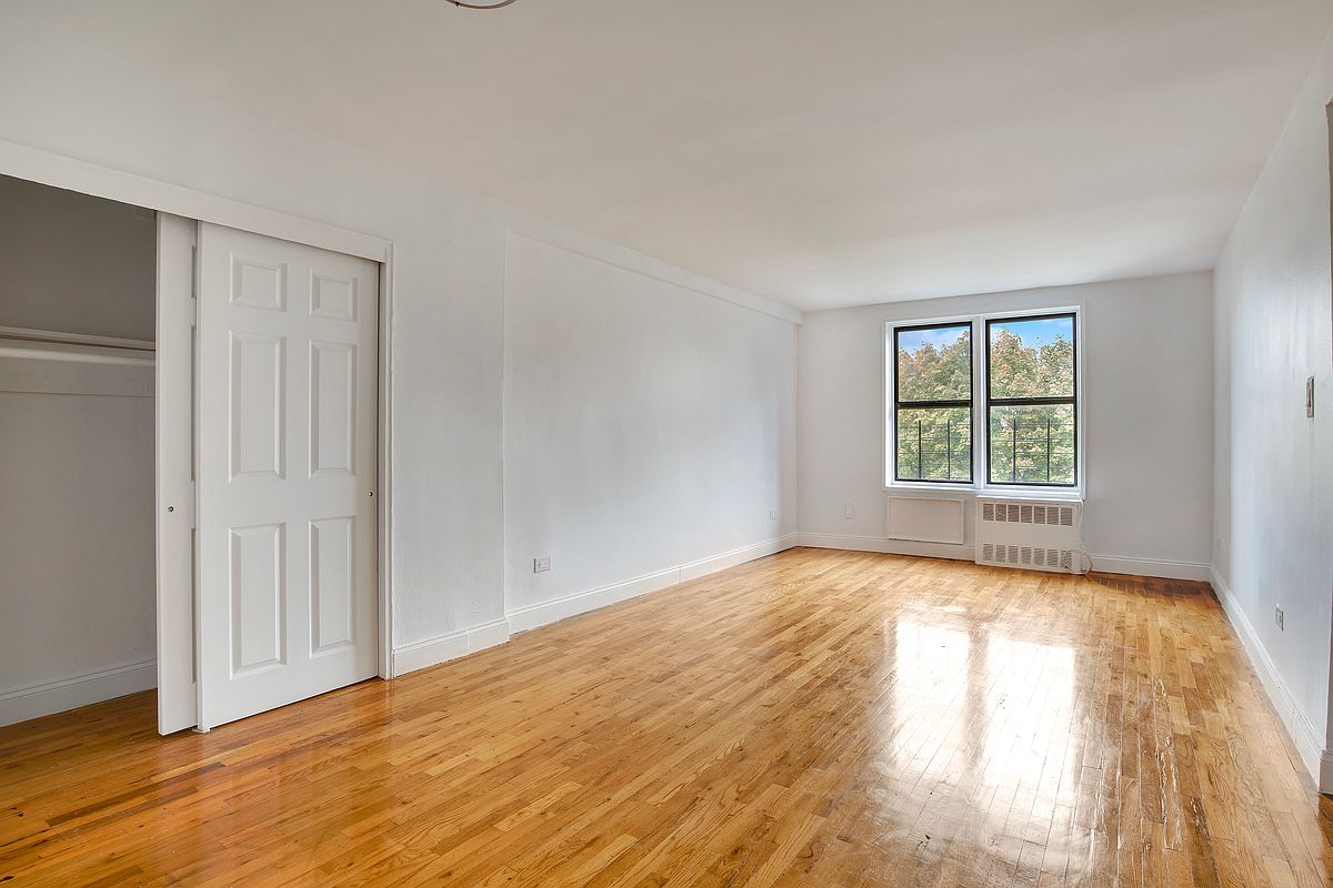3255 Randall Avenue 3-D
