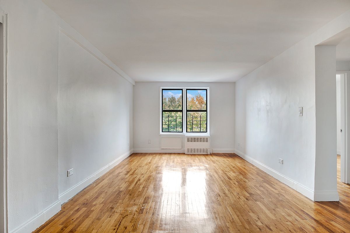 3255 Randall Avenue 3-D