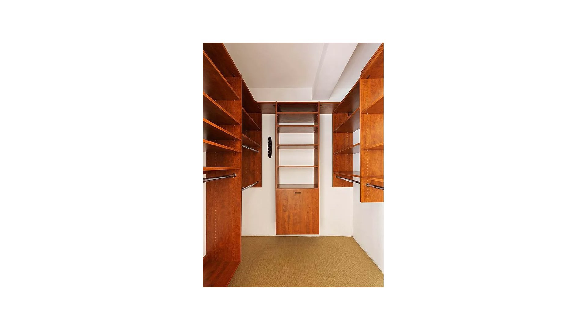 161 W 16TH Street 8K