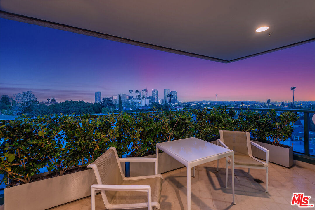 10490 Wilshire Blvd Unit: 604