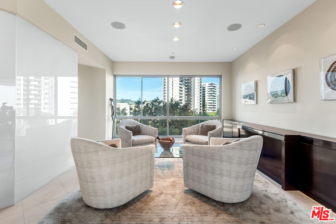 10490 Wilshire Blvd Unit: 604