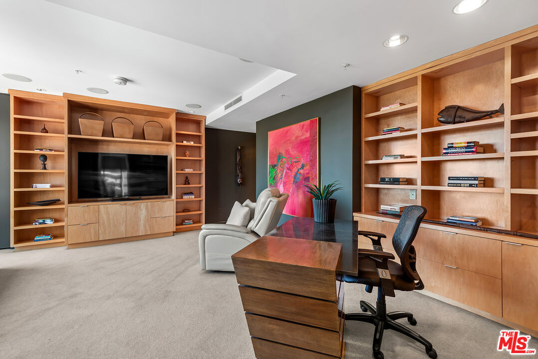 10490 Wilshire Blvd Unit: 604