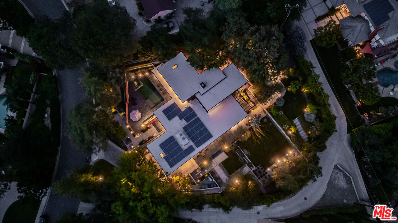 5228 Escalante Dr