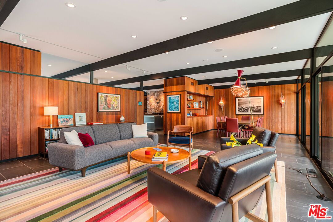5228 Escalante Dr