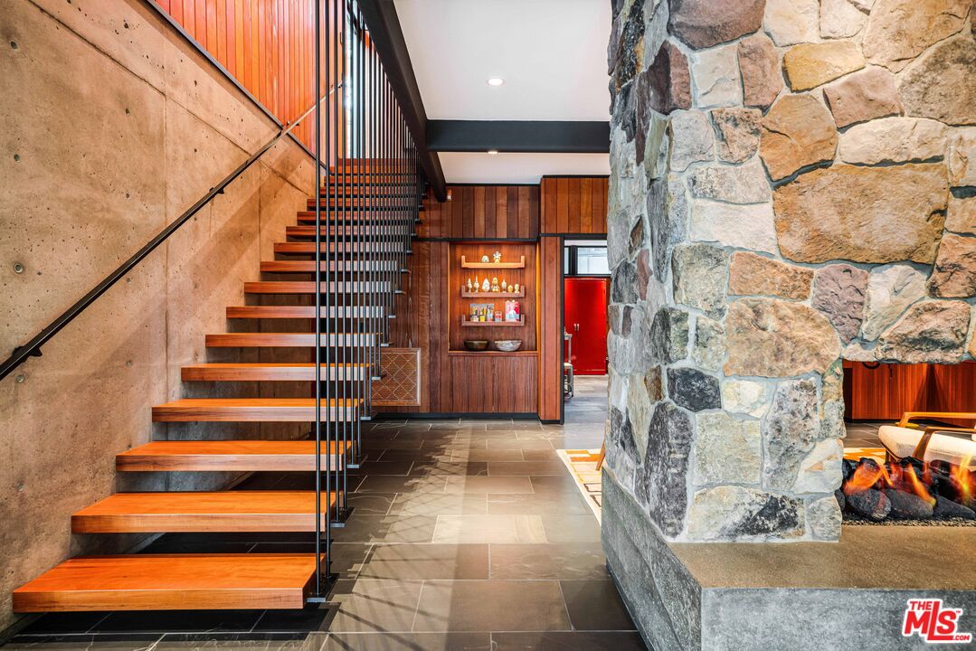 5228 Escalante Dr