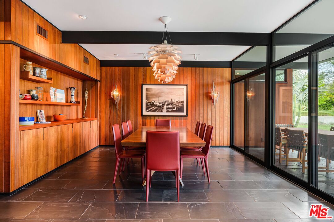 5228 Escalante Dr