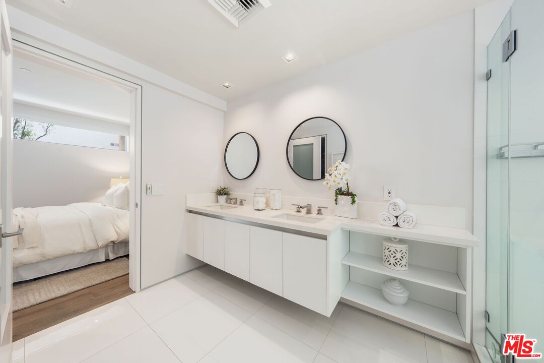 1012 2nd St Unit: 1