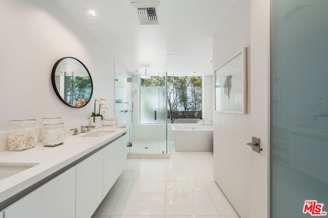 1012 2nd St Unit: 1