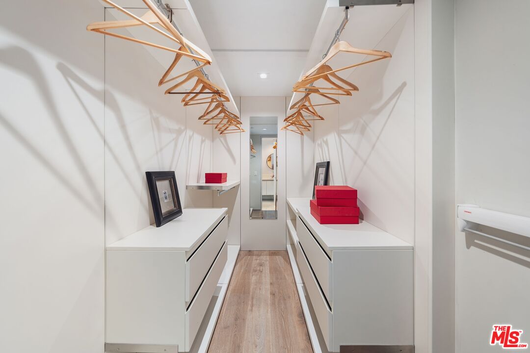 1012 2nd St Unit: 1
