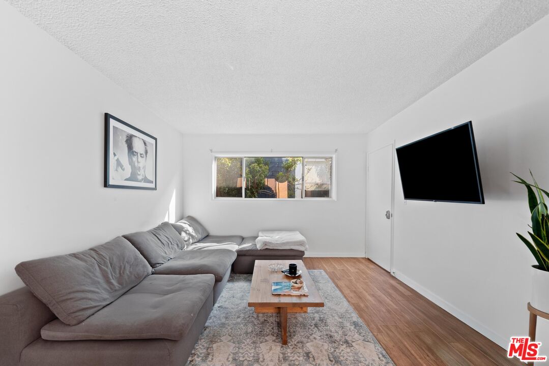 125 Brooks Ave