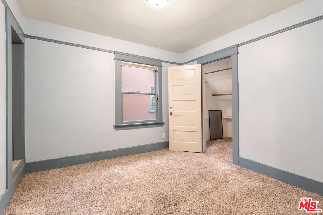 160 Wadsworth Ave