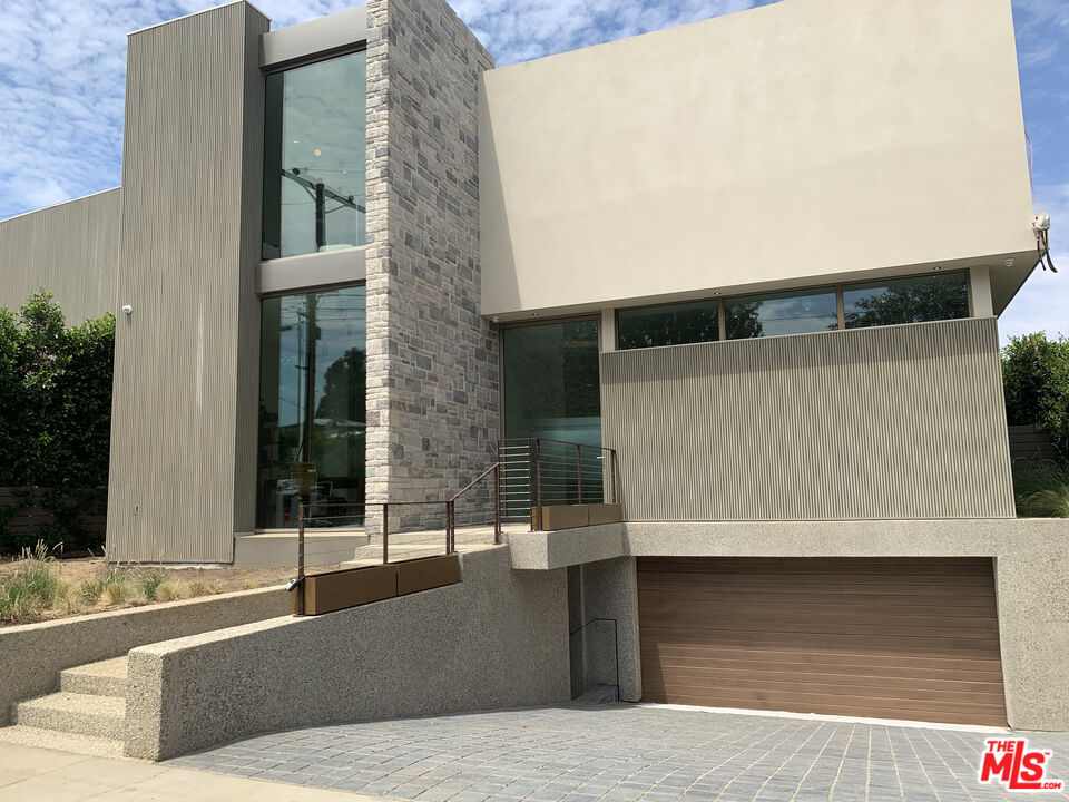 333 N Mount Holyoke Ave