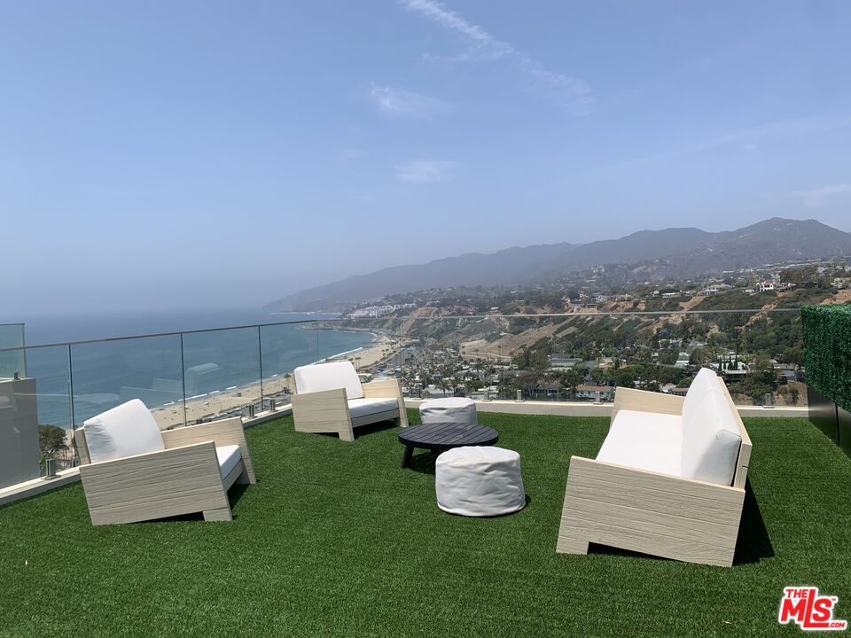 333 N Mount Holyoke Ave