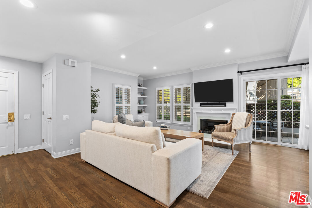 1144 Yale St Unit: 1