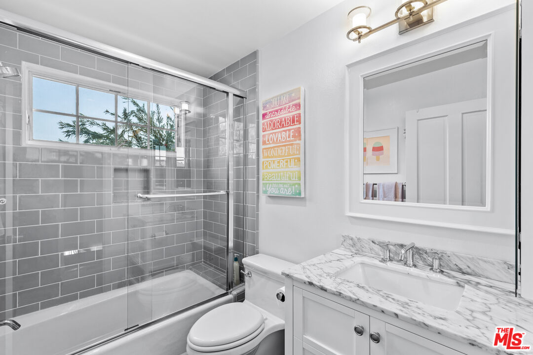 1144 Yale St Unit: 1