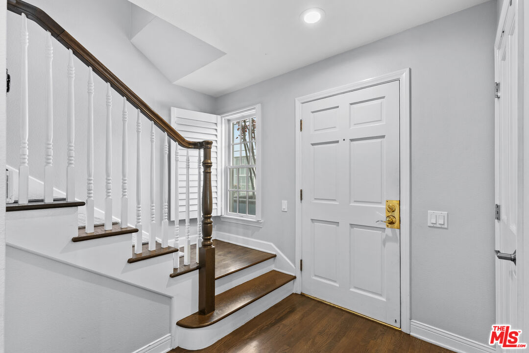 1144 Yale St Unit: 1