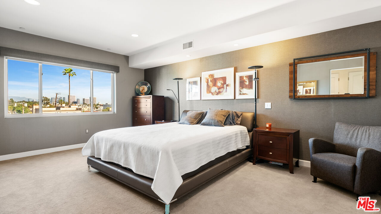 12026 Rhode Island Ave Unit: PH1