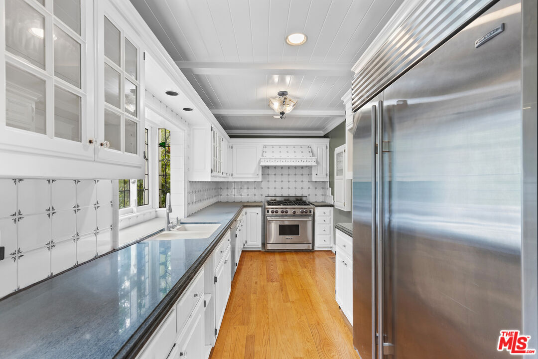 1625 Opechee Way
