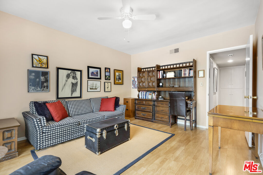 5334 Bayer Pl