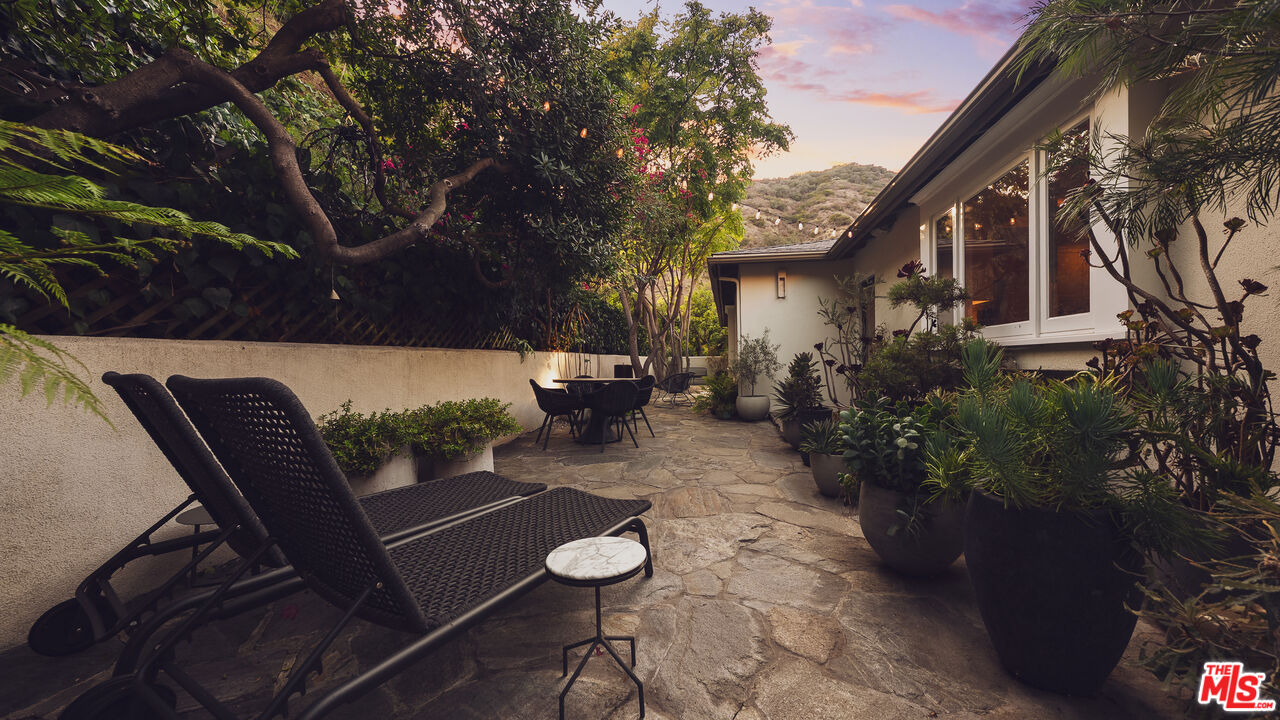 7218 La Presa Dr