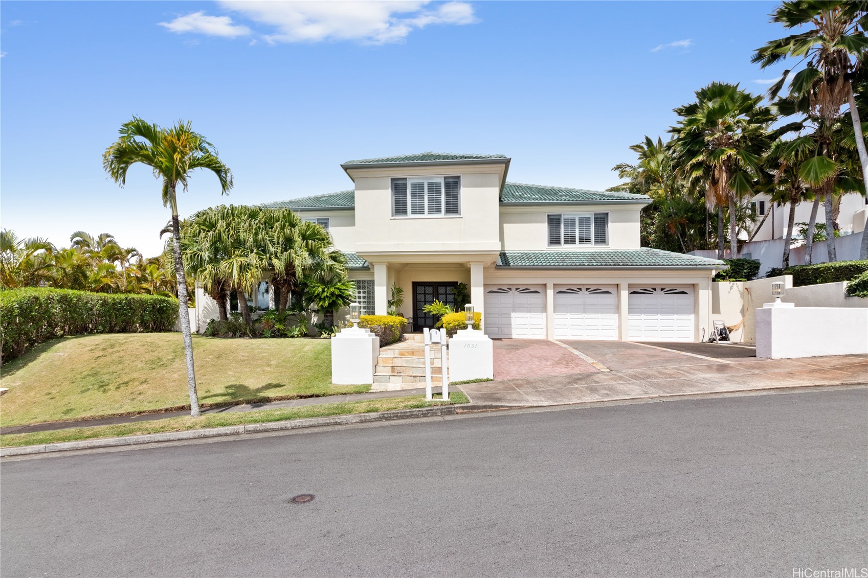 1031 Ikena Circle
