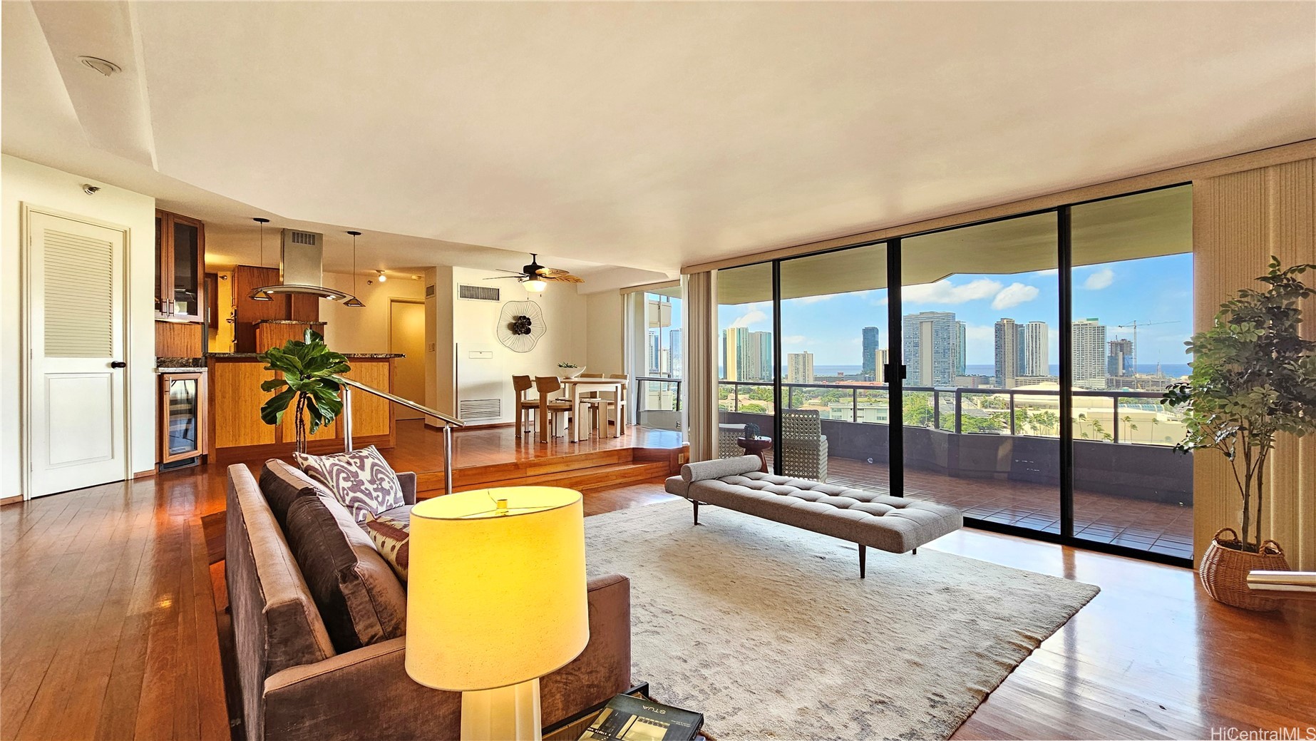 1221 Victoria Street 1704