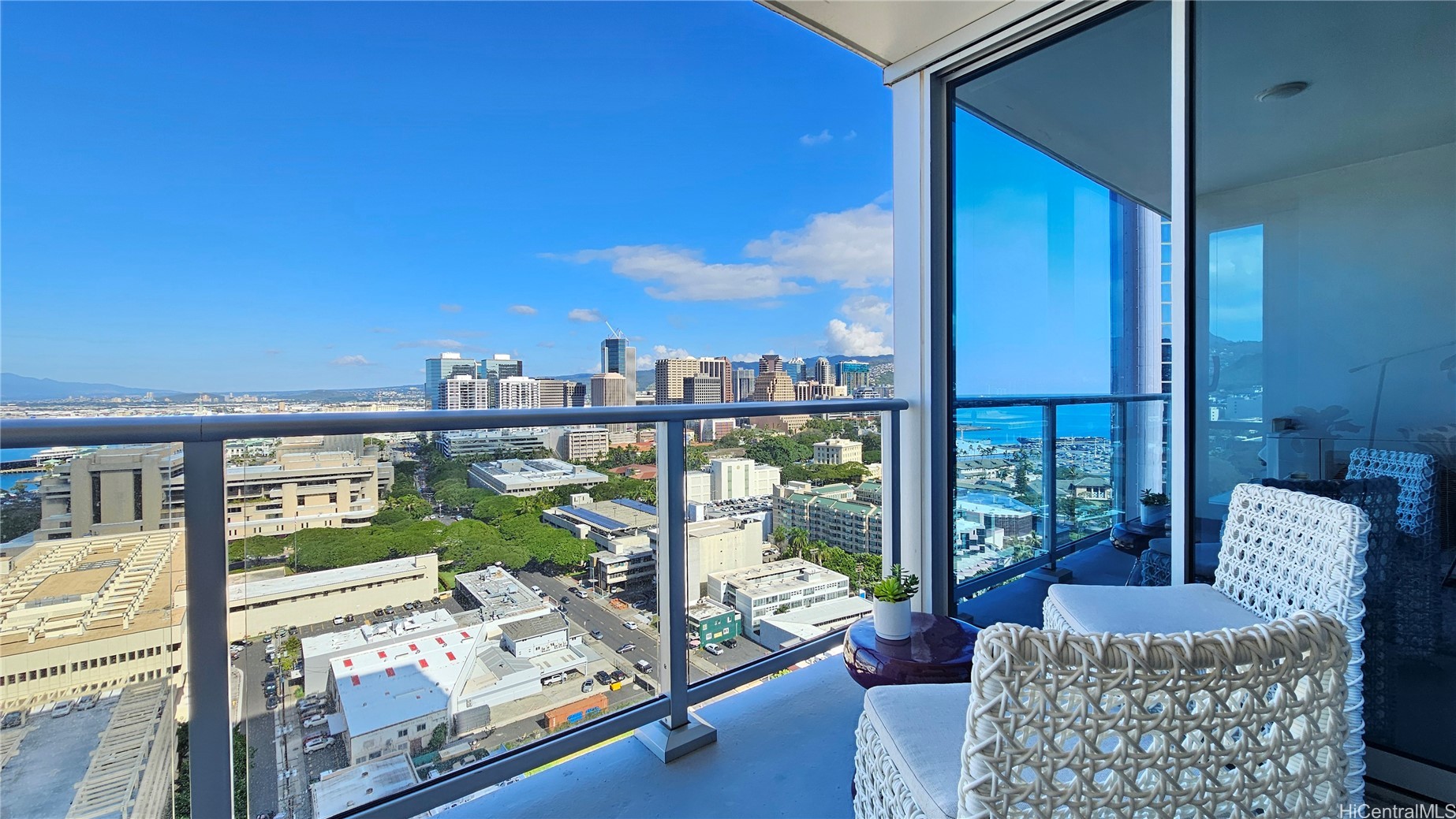 555 South Street 2307