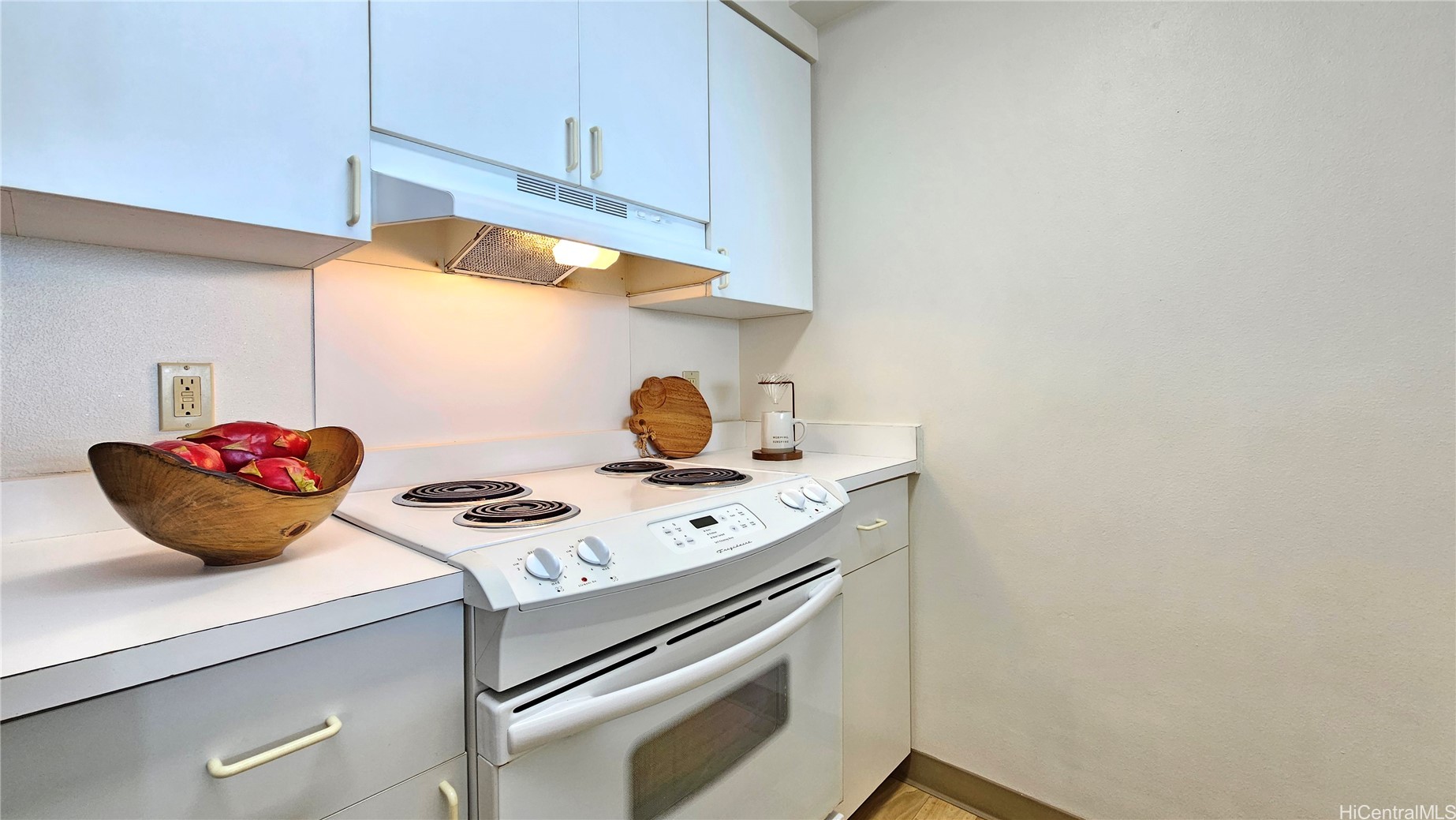 215 N King Street 1605