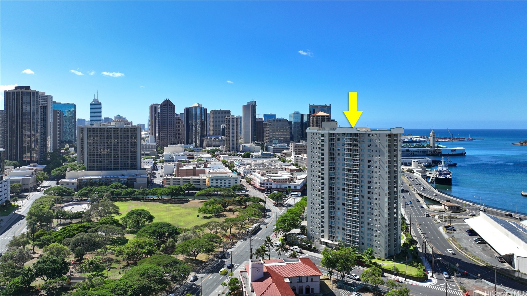 215 N King Street 1605