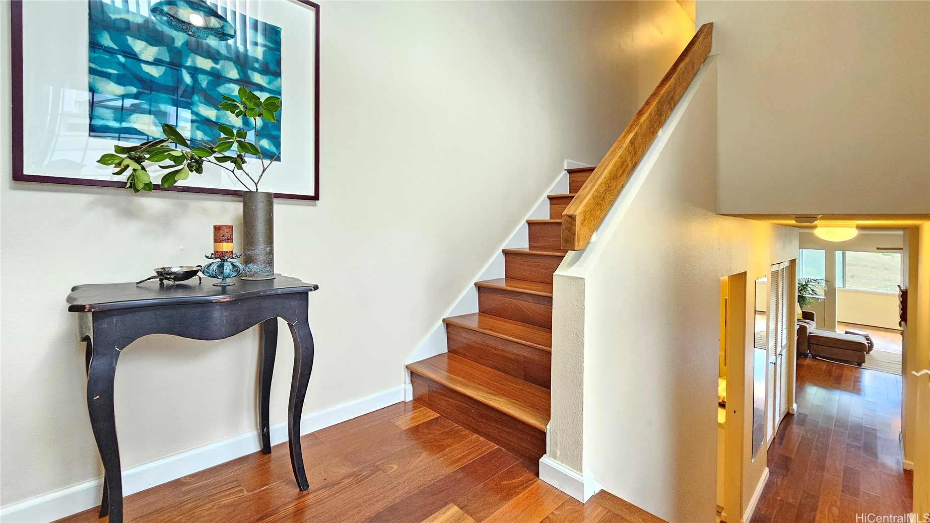 98-1451 Kaahumanu Street B
