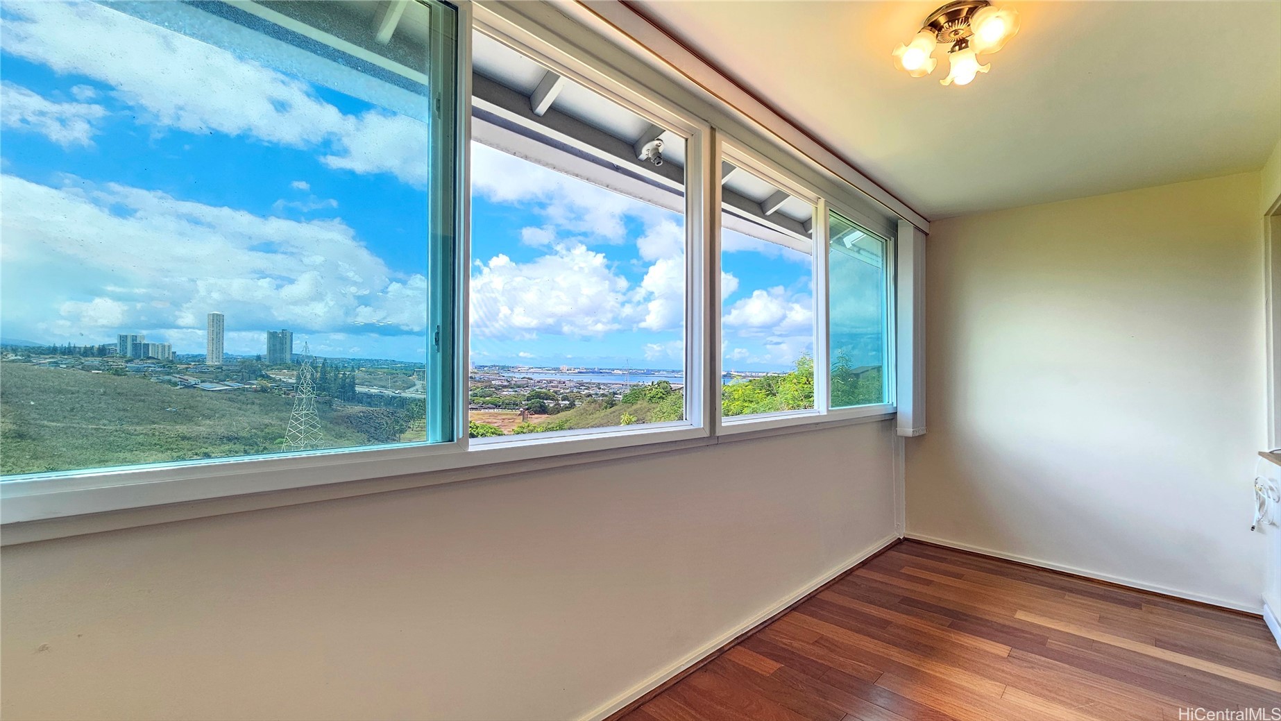 98-1451 Kaahumanu Street B