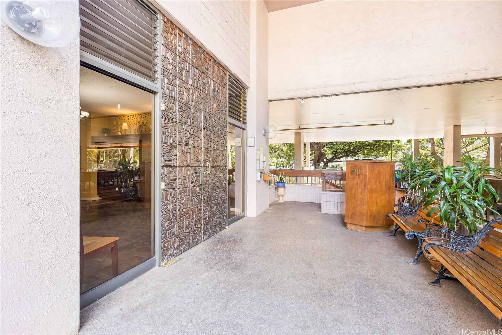 1848 Kahakai Drive 2104