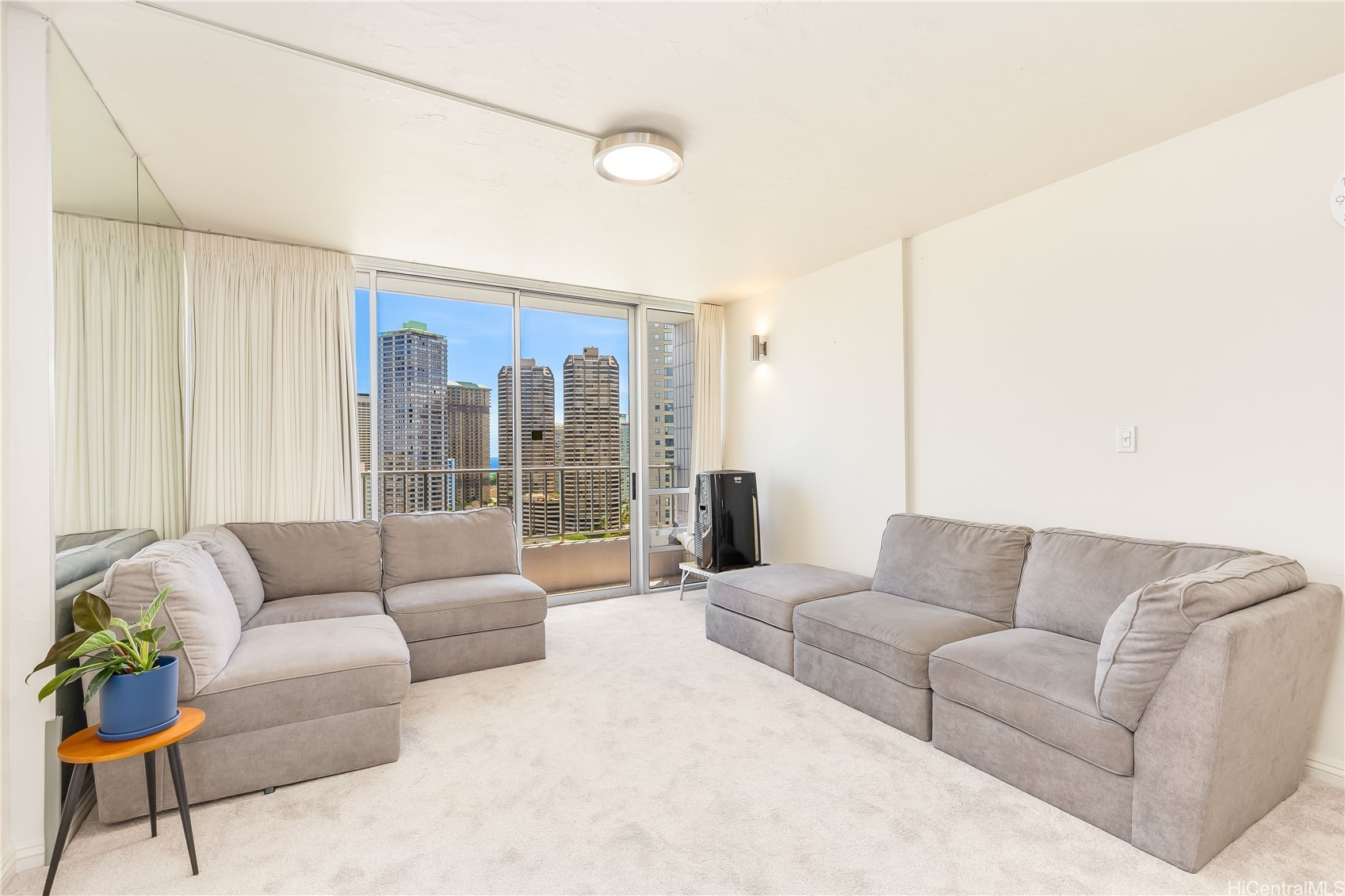 1848 Kahakai Drive 2104