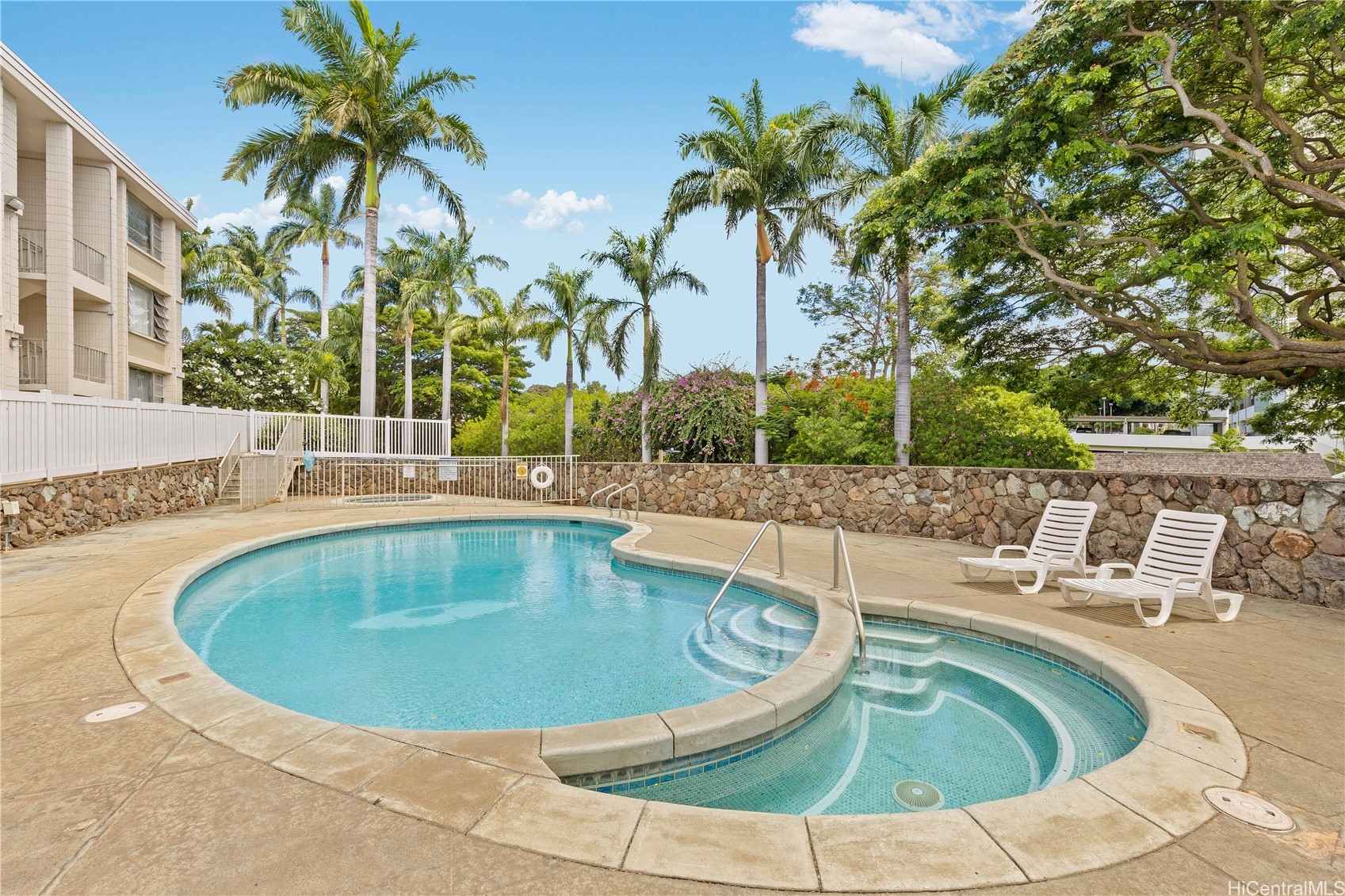 98-1040 Moanalua Road 1/101