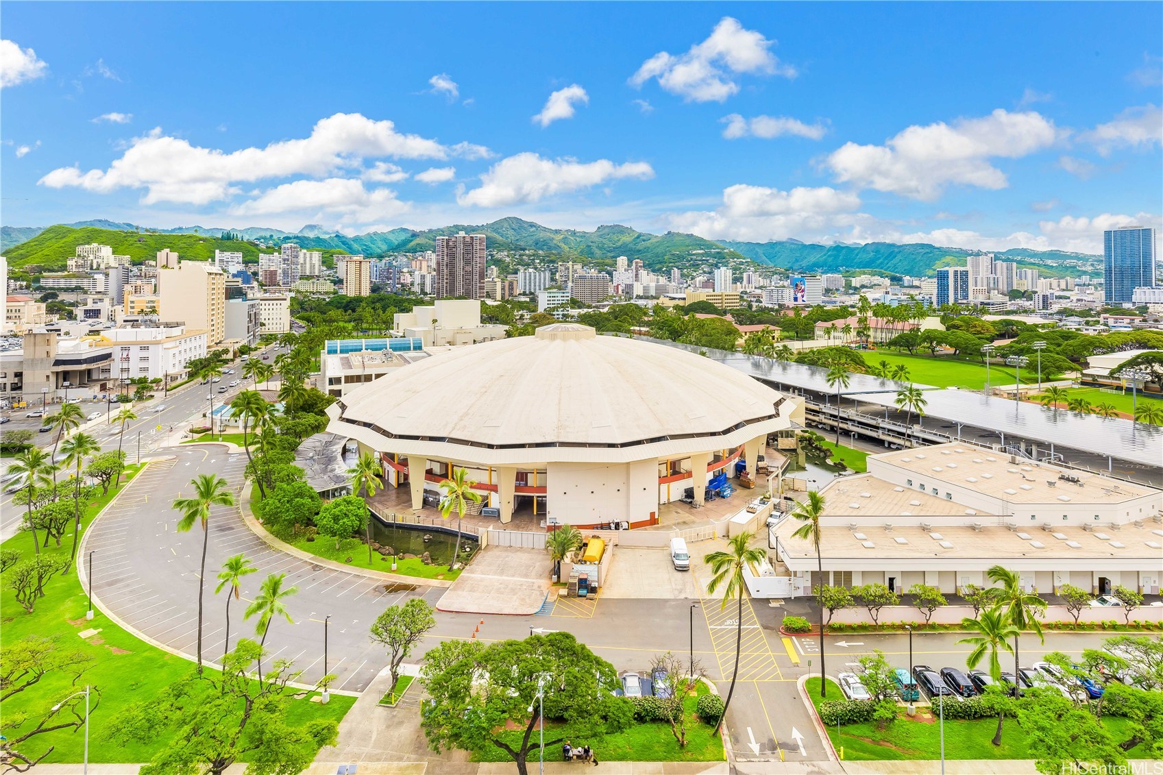 909 Kapiolani Boulevard 1607