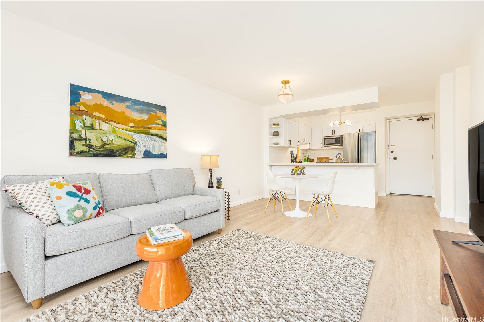 3138 Waialae Avenue 413