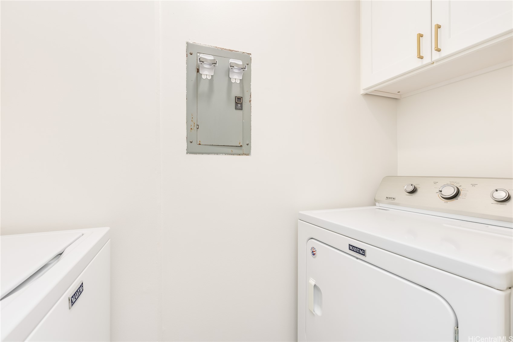 3138 Waialae Avenue 413