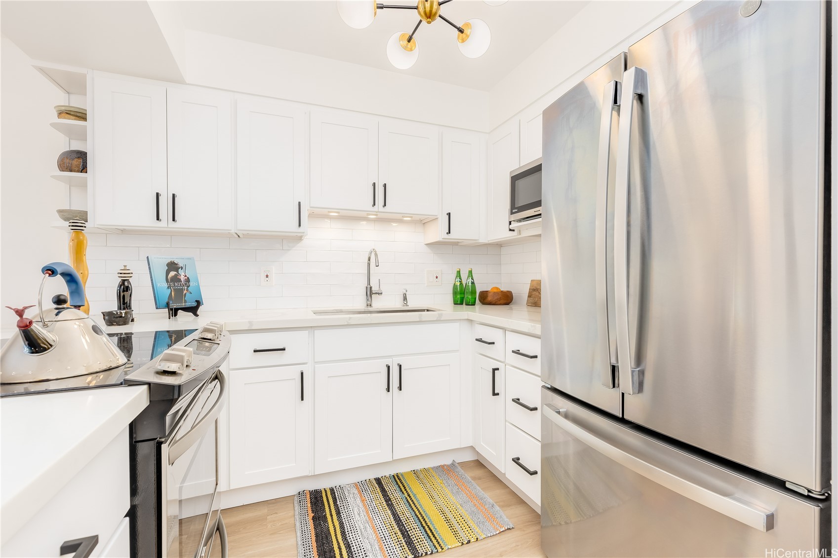 3138 Waialae Avenue 413