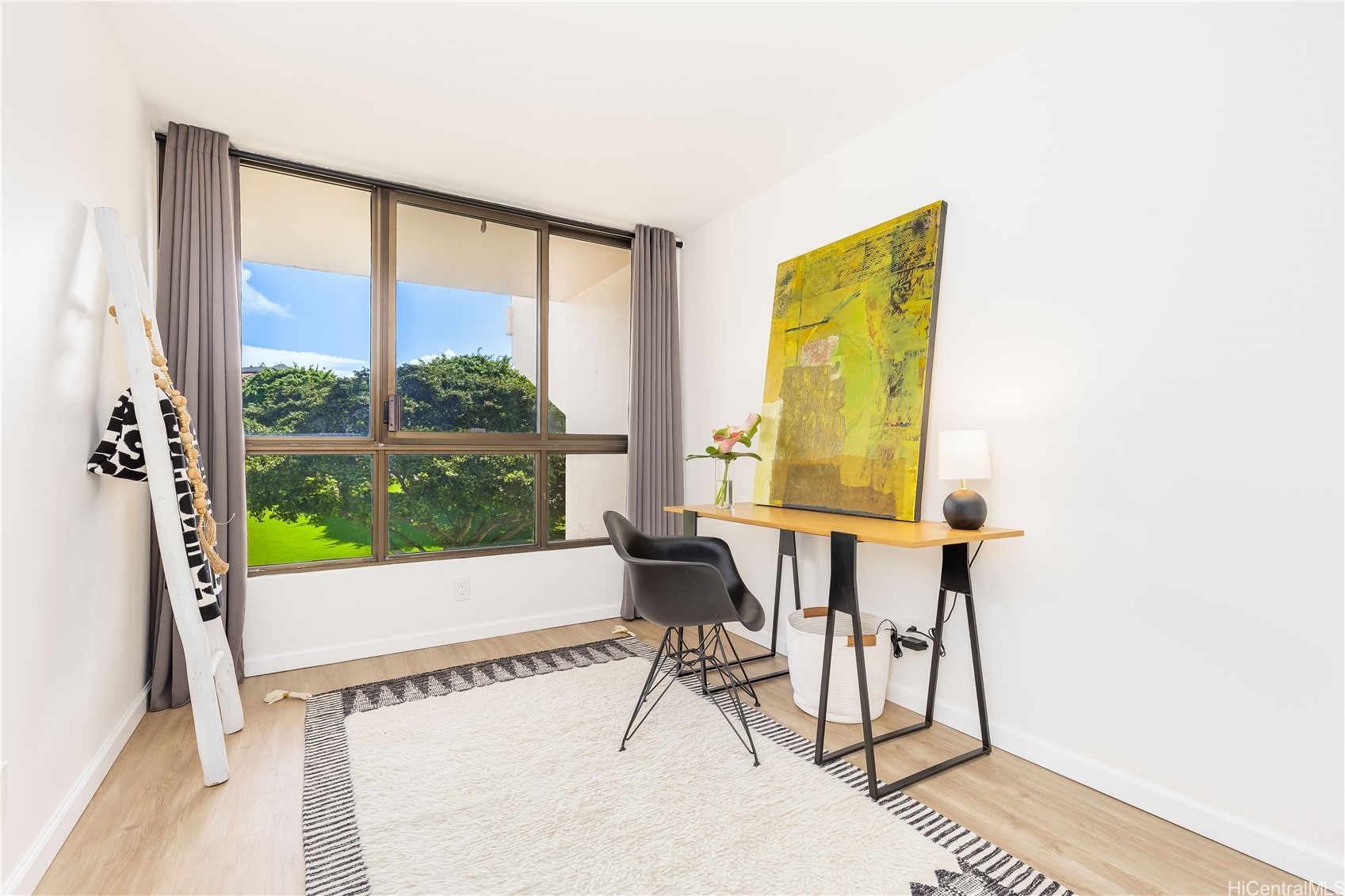 3138 Waialae Avenue 413