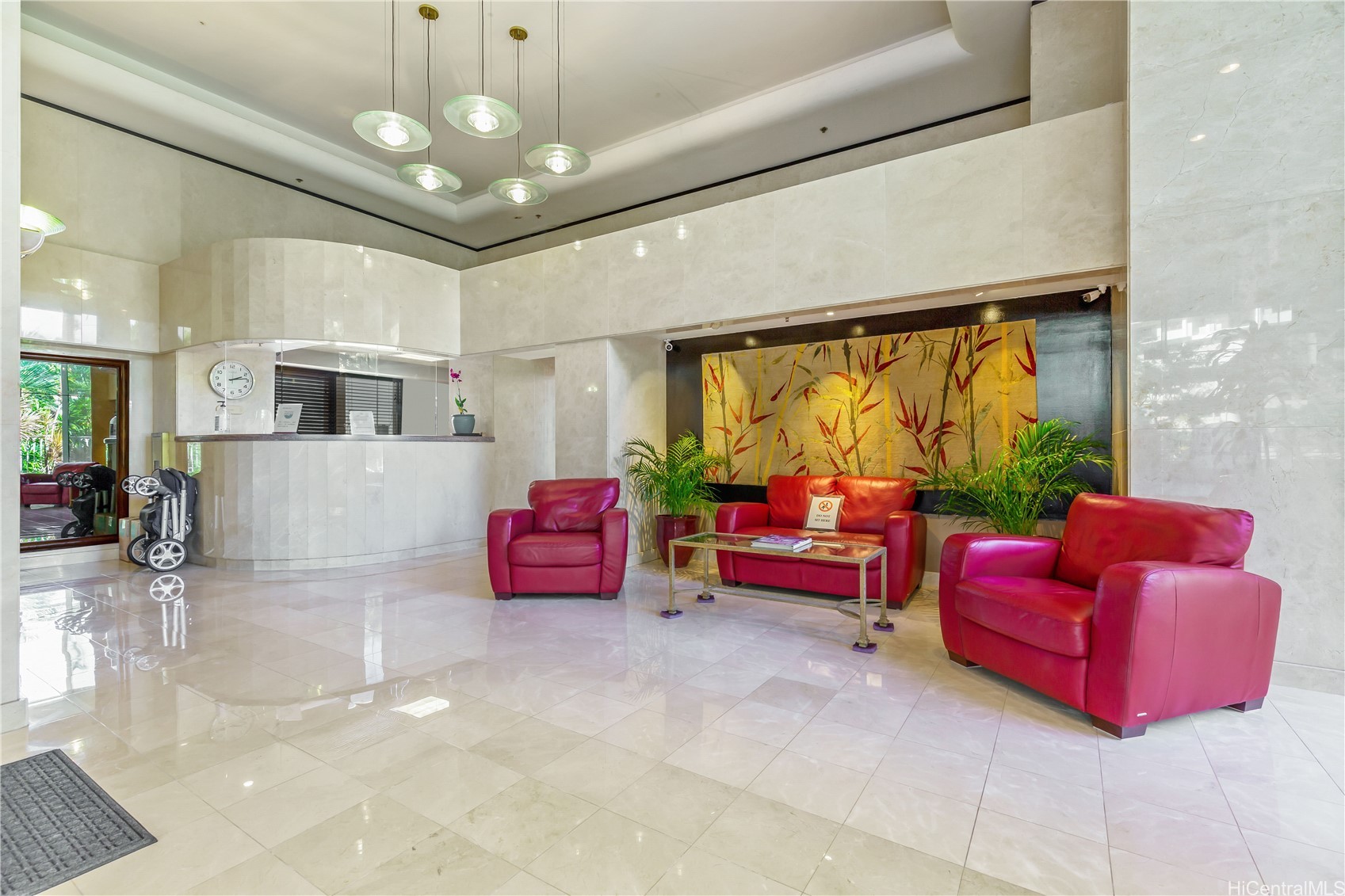 2047 Nuuanu Avenue 2202