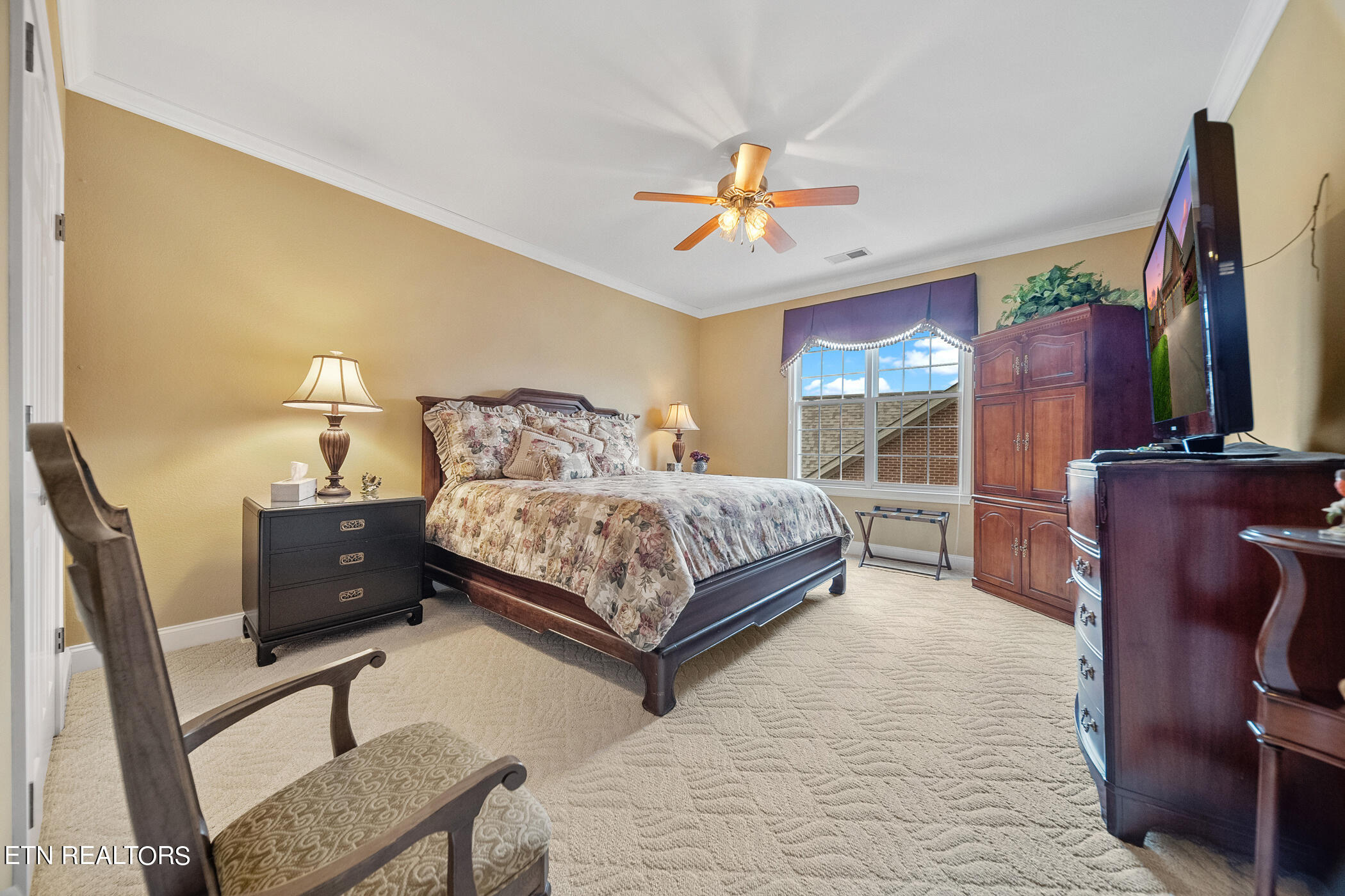 171 Waterford Circle