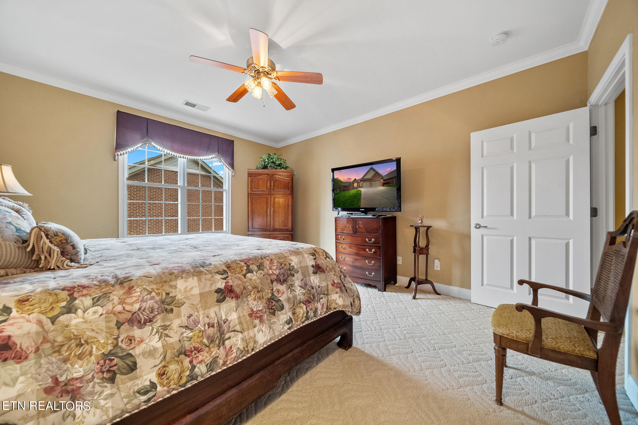 171 Waterford Circle