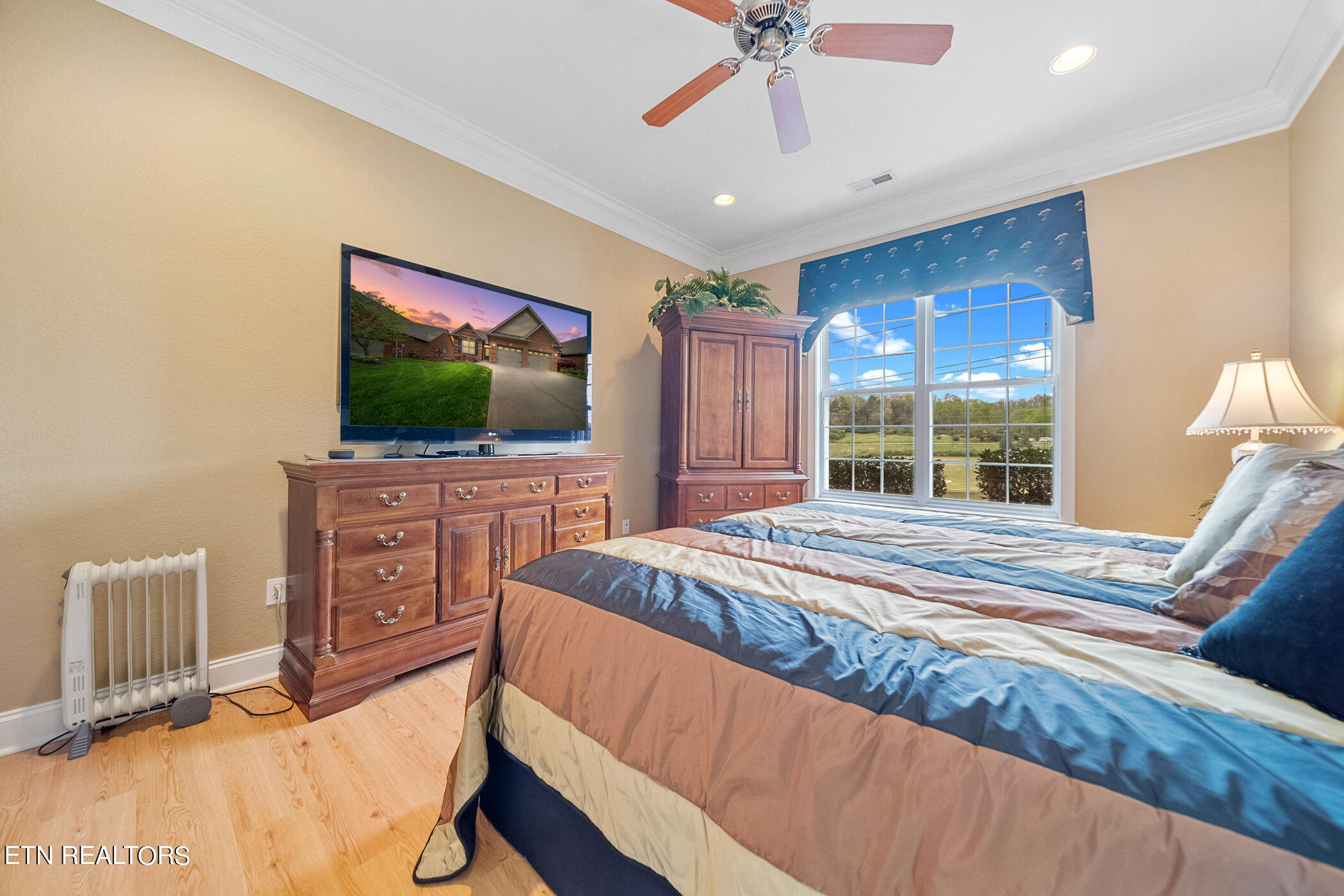 171 Waterford Circle