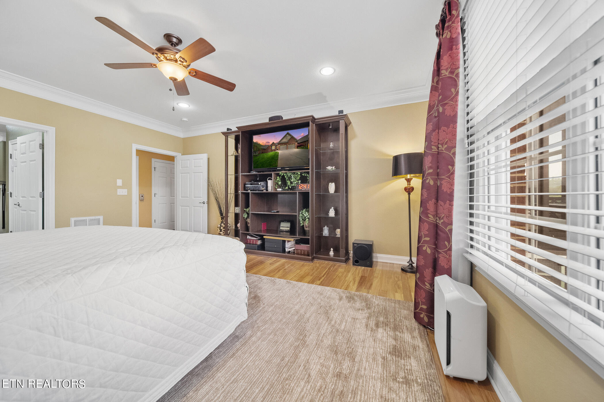 171 Waterford Circle