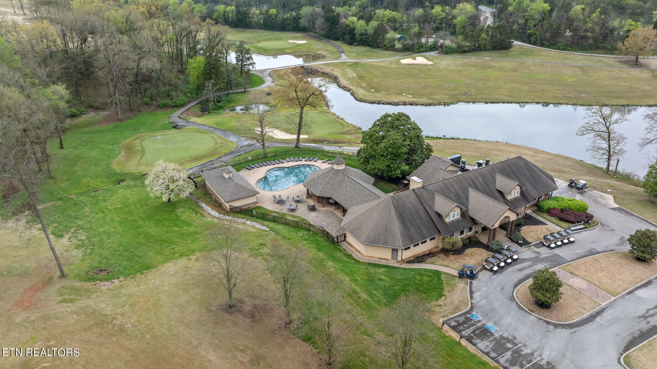 171 Waterford Circle